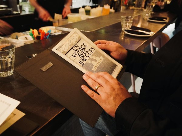 Comment faire des omelettes de légumes sans beurre ni huile pour un petit-déjeuner léger?